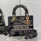 디올 Lady D-Lite 미디엄 백 M0565ORDZ_M911
