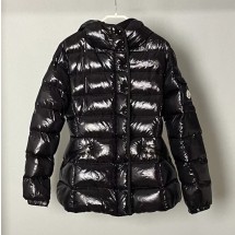 몽클레르 Barante 쇼트 다운 자켓 3컬러 J20931A00017597EU999