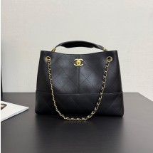 샤넬 쇼핑백 카프스킨, 골드 메탈 블랙 AS5657