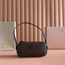 25FW 미우미우 파우치 숄더백 와인 5NE024