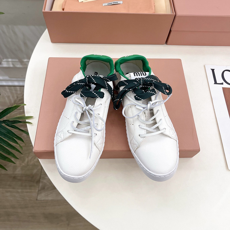미우미우 레더 스니커즈 그린 5E532E