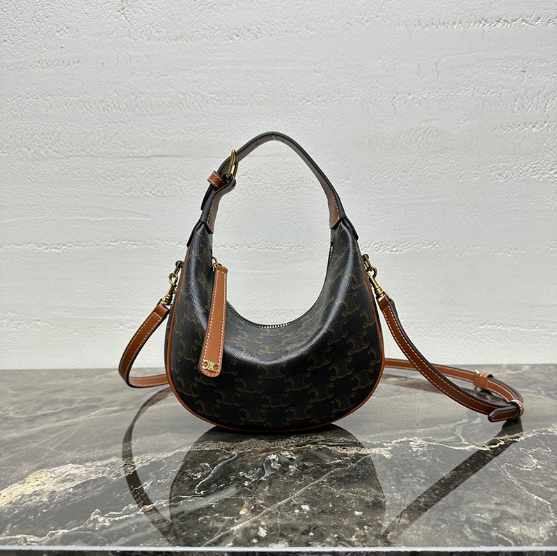 셀린느 틴 룰루 트리옹프 캔버스 카프스킨 120722