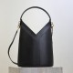 생로랑 가죽 소재 Y 탑 핸들 버킷 백 840891