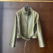 로에베 25FW 나파 램스킨 쇼츠 트렌치코트 카키 S359Y34L69