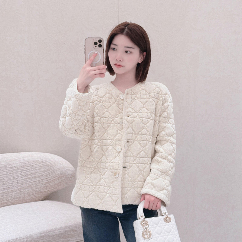 디올 알프스 까나쥬 니트 자켓 화이트 614V06A3400  Y