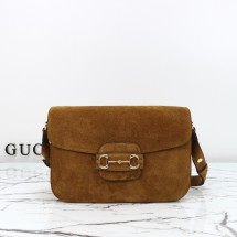 구찌 호스빗 1955 아우라 미디엄 스웨이드 숄더백 836890