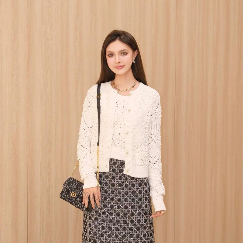 디올 오픈워크 코튼 니트 트윈 세트 614W02A7085   Y