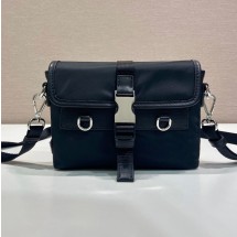 프라다 리나일론 가죽 스마트폰 케이스 2ZT071