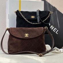 샤넬 26SS 골드 로고 스웨이드 숄더백 2컬러 AS5886