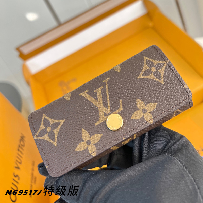 루이비통 모노그램 키지갑 4-KEY 키홀더 키링 M69517